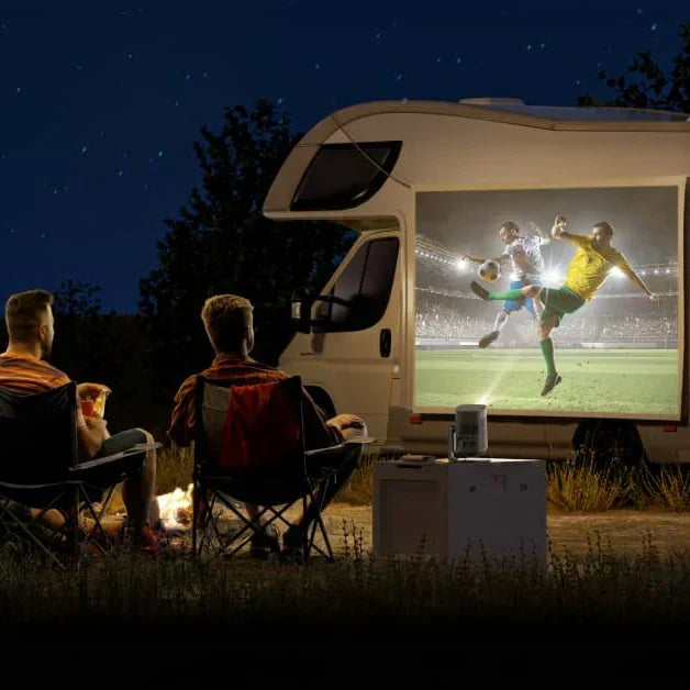 ¿Qué proyector de cine para exteriores puedes comprar?